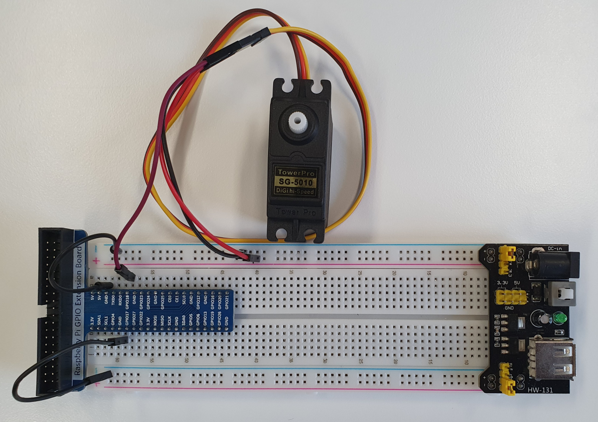 Servo Breadboard